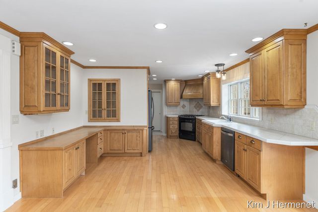 7544 Thornapple River Drive, Caledonia, MI 49316