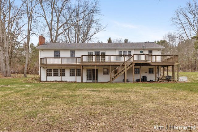 7544 Thornapple River Drive, Caledonia, MI 49316