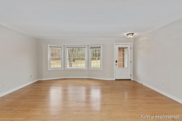 7544 Thornapple River Drive, Caledonia, MI 49316