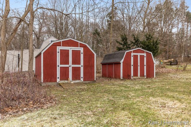 7544 Thornapple River Drive, Caledonia, MI 49316