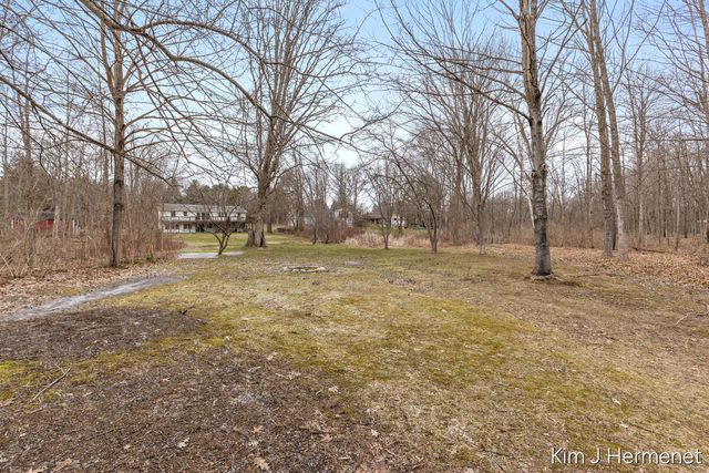 7544 Thornapple River Drive, Caledonia, MI 49316