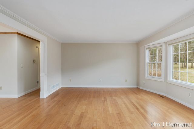 7544 Thornapple River Drive, Caledonia, MI 49316