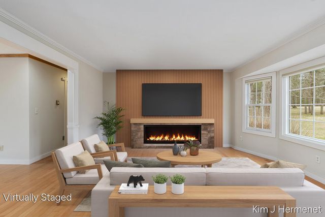 7544 Thornapple River Drive, Caledonia, MI 49316