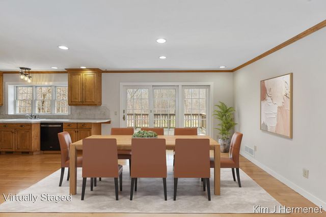 7544 Thornapple River Drive, Caledonia, MI 49316