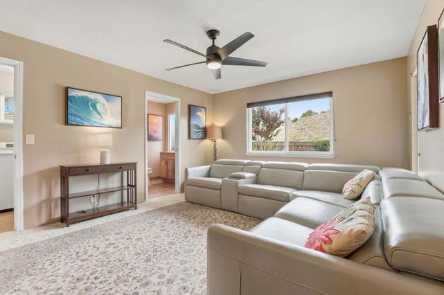 27412 Vista Del Toro Place, Salinas, CA 93908