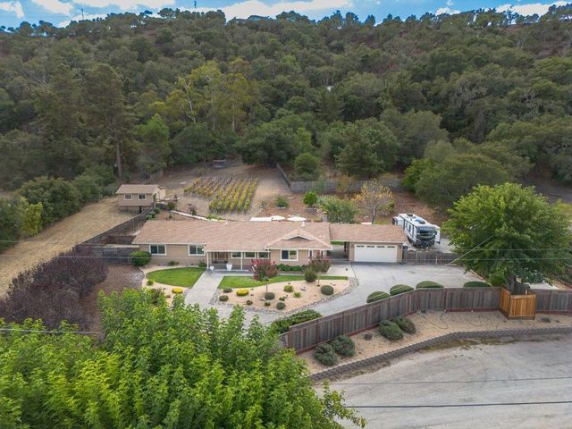 27412 Vista Del Toro Place, Salinas, CA 93908