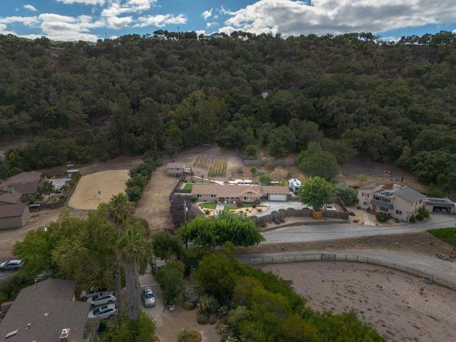 27412 Vista Del Toro Place, Salinas, CA 93908