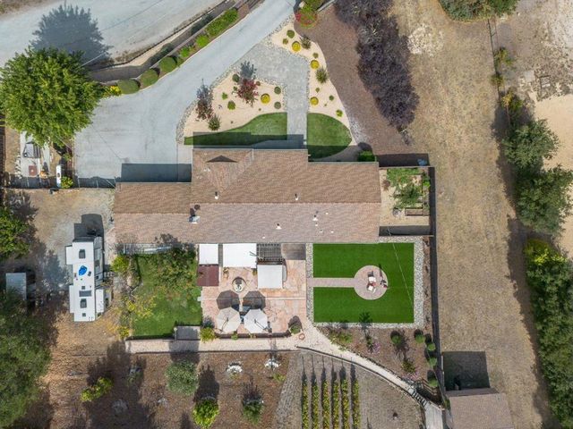 27412 Vista Del Toro Place, Salinas, CA 93908