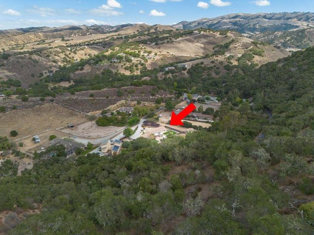 27412 Vista Del Toro Place, Salinas, CA 93908