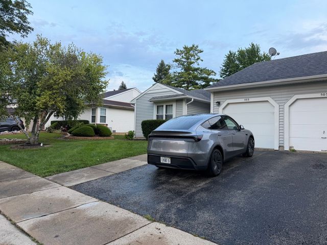 503 Lasalle Lane 503, Buffalo Grove, IL 60089