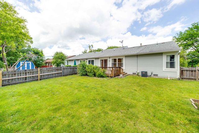 503 Lasalle Lane 503, Buffalo Grove, IL 60089