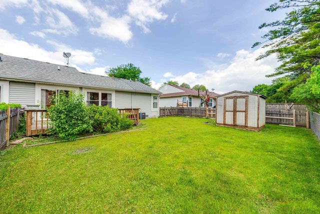 503 Lasalle Lane 503, Buffalo Grove, IL 60089