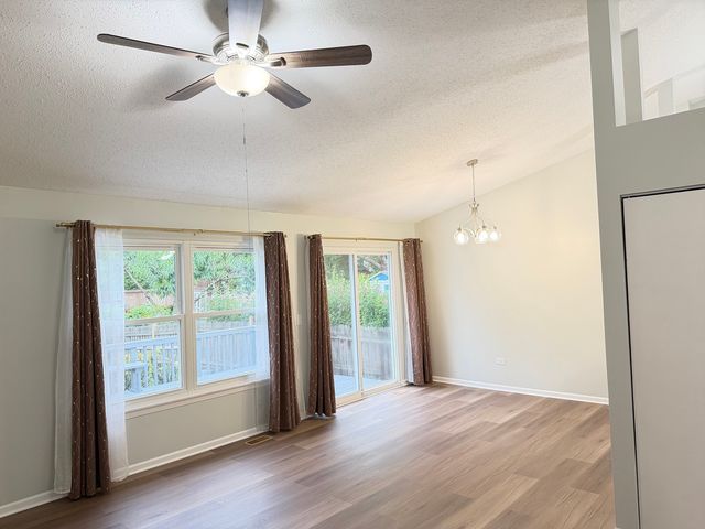 503 Lasalle Lane 503, Buffalo Grove, IL 60089