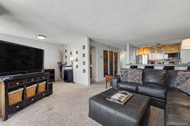 1020 15th Street 33A, Denver, CO 80202