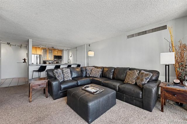 1020 15th Street 33A, Denver, CO 80202