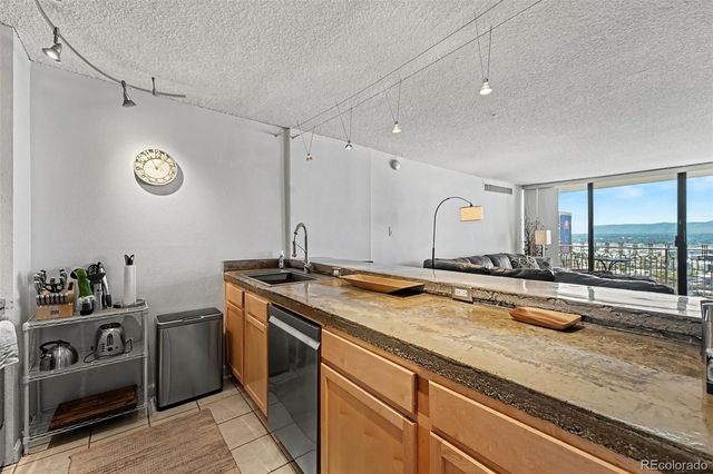 1020 15th Street 33A, Denver, CO 80202