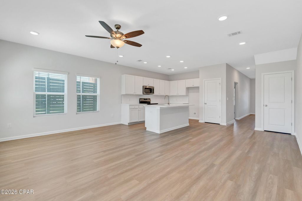 Image 3 of property listing at 7649 Lumen Lane 10, Panama City Beach, FL 32408