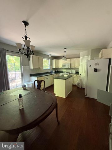 11122 BASKERVILLE RD, Reisterstown, MD 21136