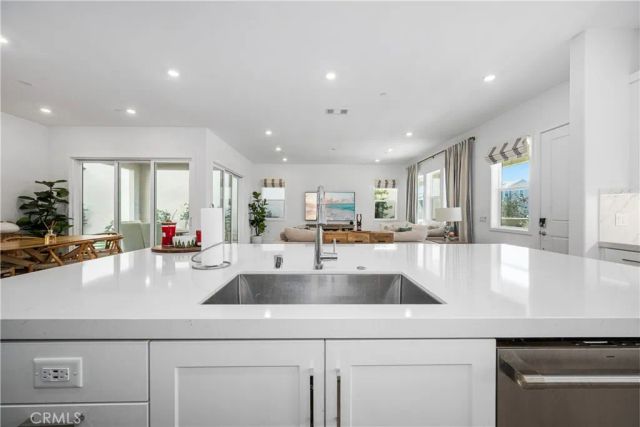 333 Sora, Irvine, CA 92618