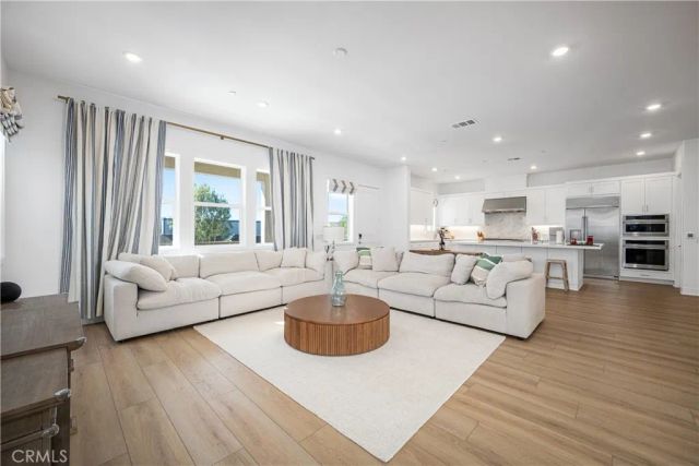 333 Sora, Irvine, CA 92618