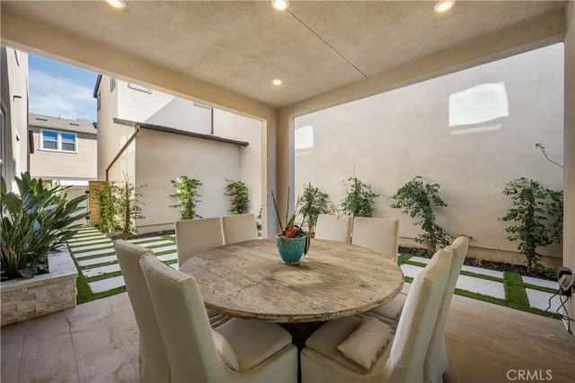 333 Sora, Irvine, CA 92618