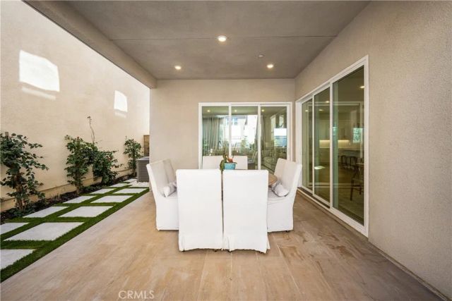 333 Sora, Irvine, CA 92618