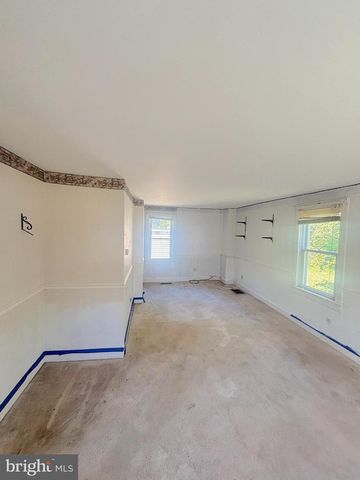 403 CHAIRVILLE RD, Southampton, NJ 08088