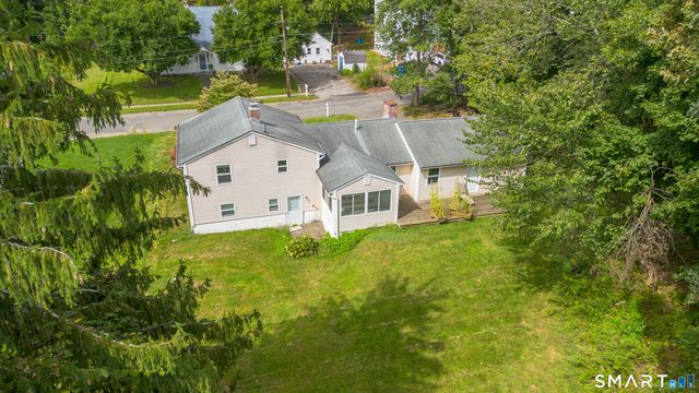82 Sande Avenue, Waterbury, CT 06710