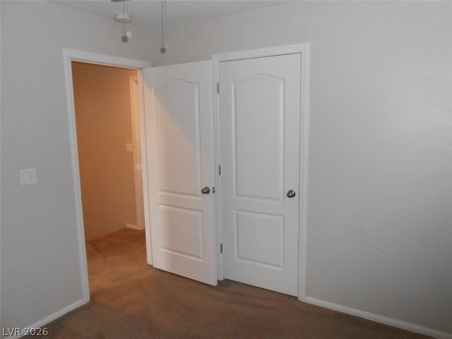 10420 September Flower Street, Las Vegas, NV 89183