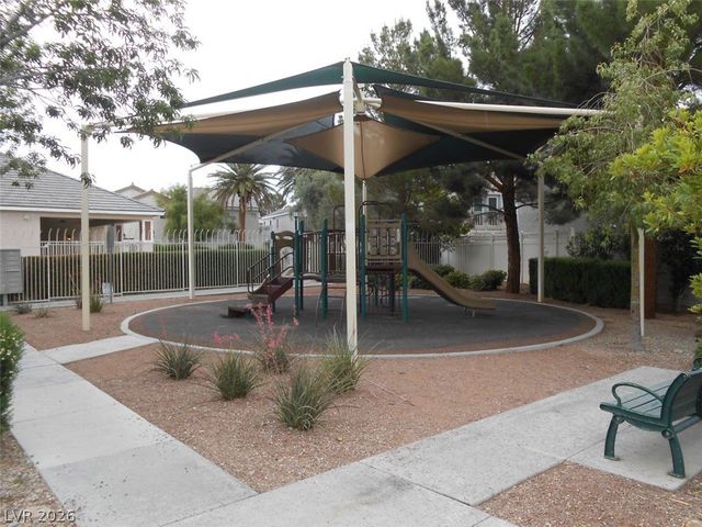 10420 September Flower Street, Las Vegas, NV 89183