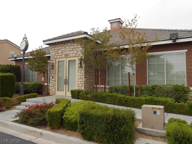 10420 September Flower Street, Las Vegas, NV 89183