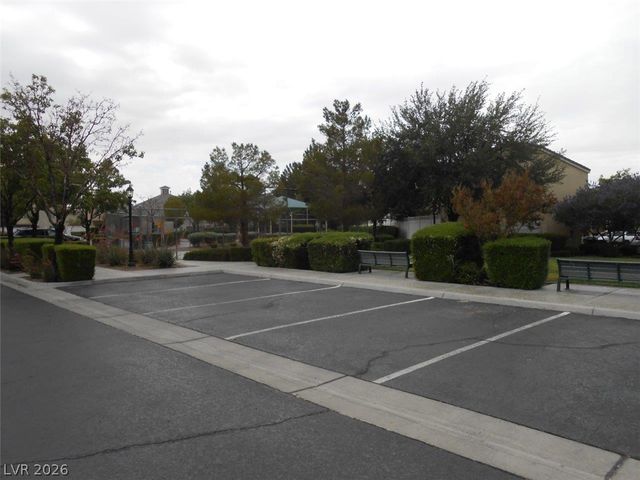 10420 September Flower Street, Las Vegas, NV 89183