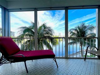 3030 Marcos Drive T302, Aventura, FL 33160