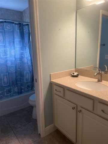 4986 BELTED KINGFISHER DRIVE, Oxford, FL 34484