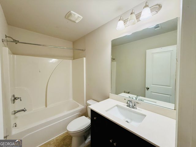 256 Highland Pointe Circle E, Dawsonville, GA 30534