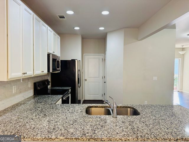 256 Highland Pointe Circle E, Dawsonville, GA 30534