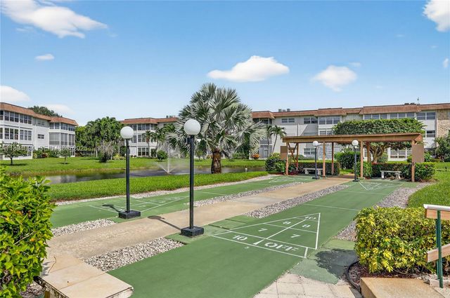 4706 NW 36th Street 411, Lauderdale Lakes, FL 33319