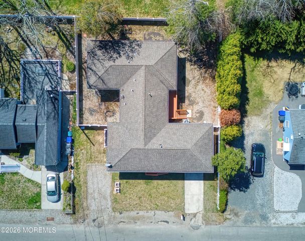 7 Nejecho Drive, Brick, NJ 08723