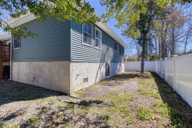 7 Nejecho Drive, Brick, NJ 08723