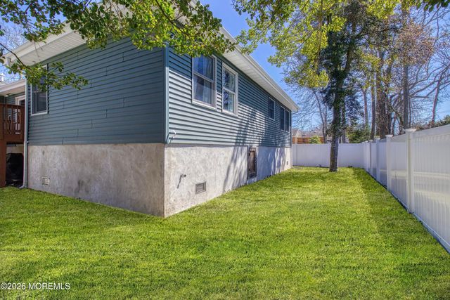 7 Nejecho Drive, Brick, NJ 08723