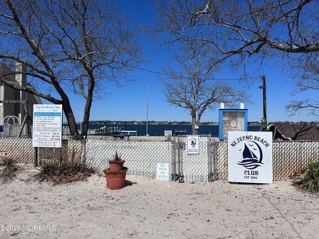 7 Nejecho Drive, Brick, NJ 08723