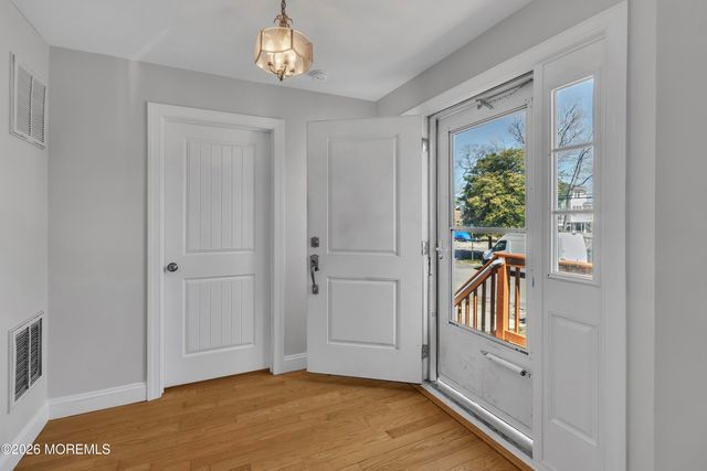 7 Nejecho Drive, Brick, NJ 08723