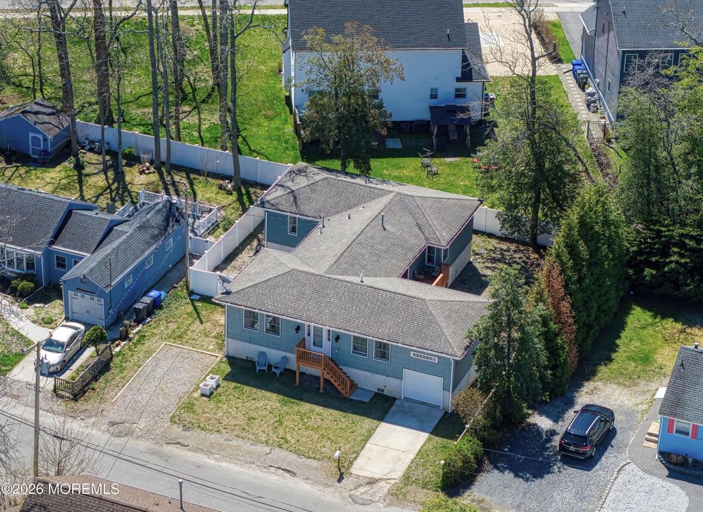 7 Nejecho Drive, Brick, NJ 08723