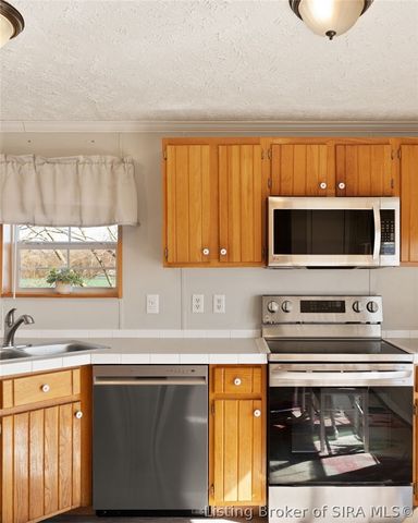 4618 Rivers Edge Drive, Charlestown, IN 47111