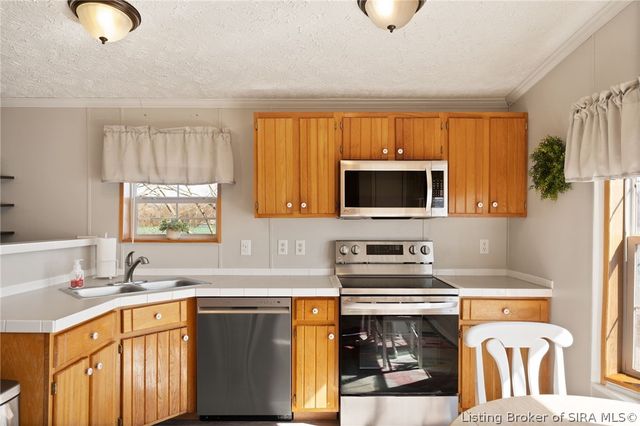 4618 Rivers Edge Drive, Charlestown, IN 47111