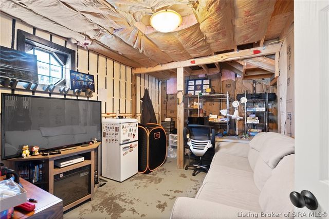 4618 Rivers Edge Drive, Charlestown, IN 47111