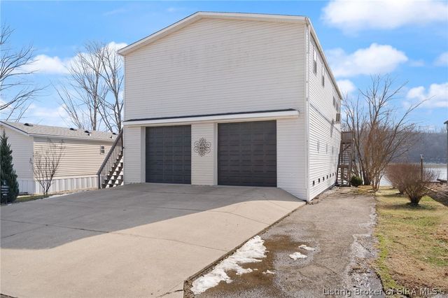 4618 Rivers Edge Drive, Charlestown, IN 47111