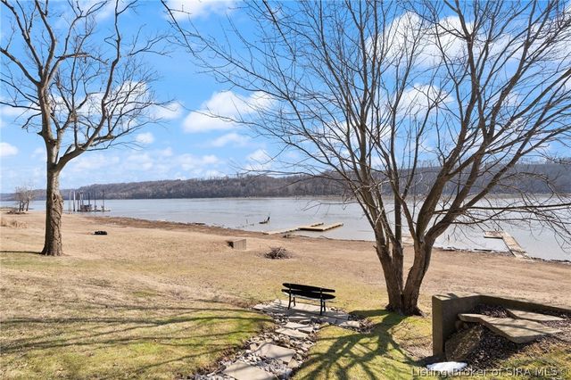 4618 Rivers Edge Drive, Charlestown, IN 47111