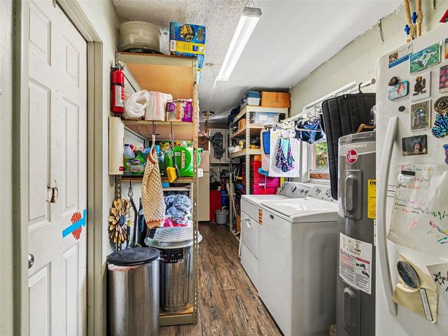 11207 CREEKVIEW DR, Riverview, FL 33569