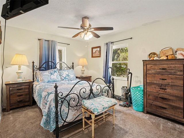 11207 CREEKVIEW DR, Riverview, FL 33569